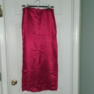 Exact Change red long skirt with slit Sz 9 NWOT